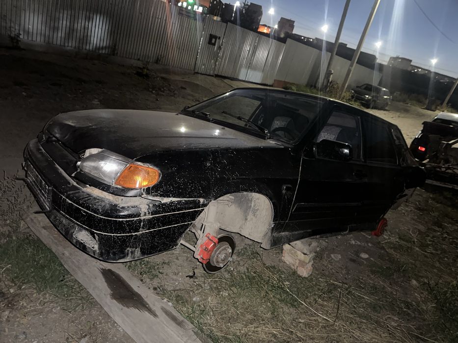 Продам ваз 2115 на запчасти