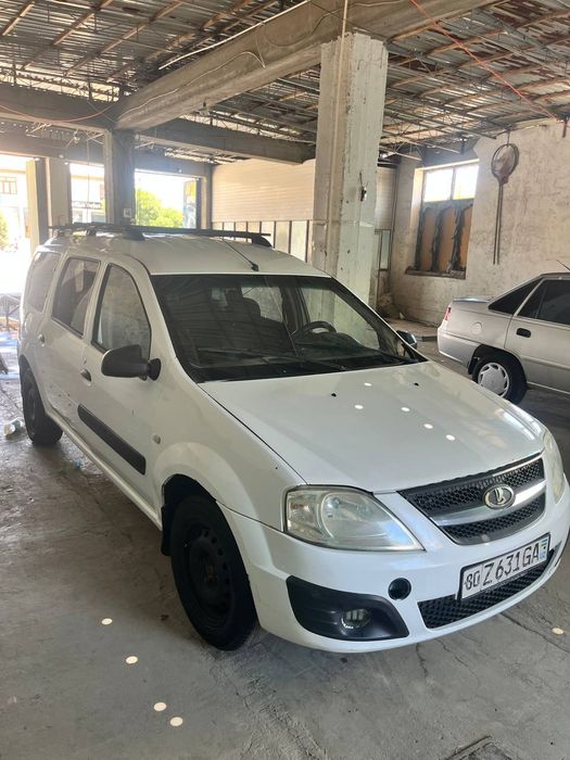 Lada largus reno matur