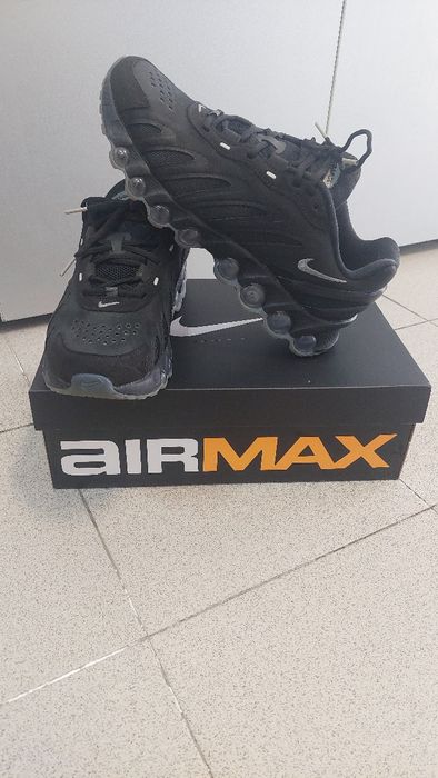 Nike Air Max Dn8 Lthr
Black/ Smoke Grey
