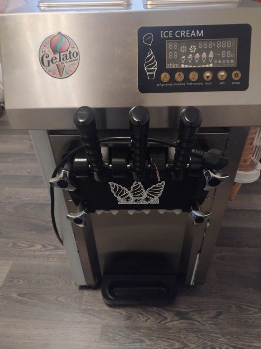 Mașina de înghețată gelato