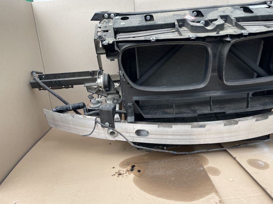 Tragar trager BMW X3 F25 X4 F26 radiatoare ventilator