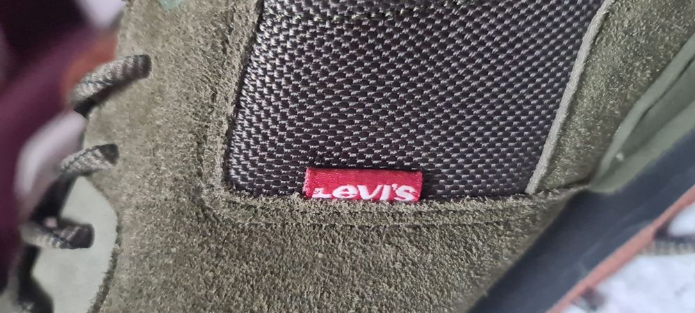 Мъжки обувки levis 46 номер