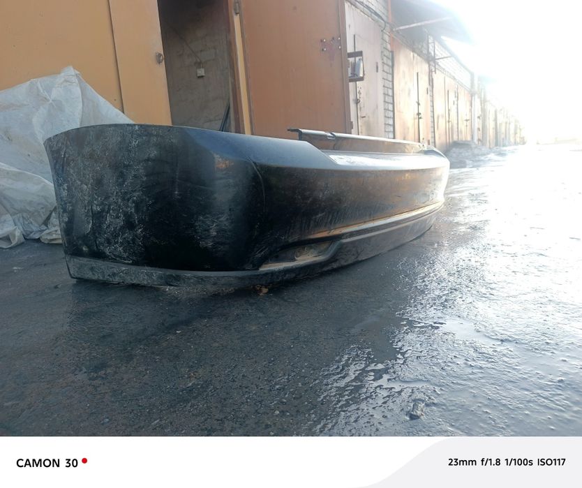 Продам бампер задний приора