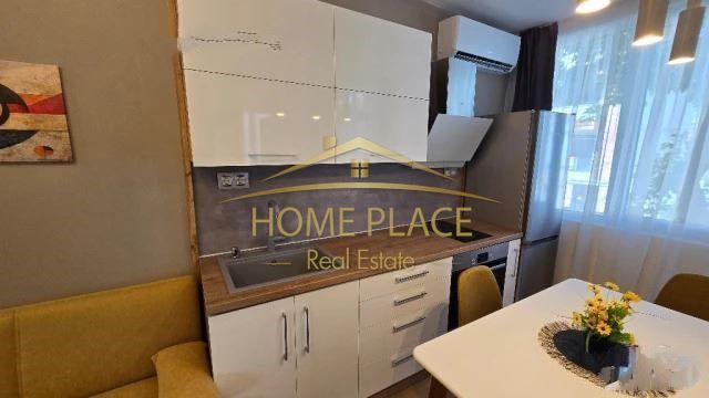 Дава се под наем Тристаен апартамент в Варна, Център - 70 кв.м за 765 € - Снимка #2