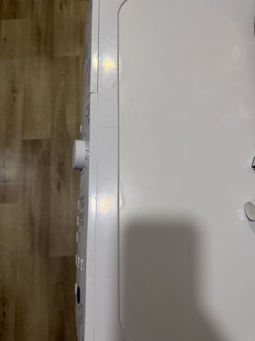 Продам стиральную машину INDESIT