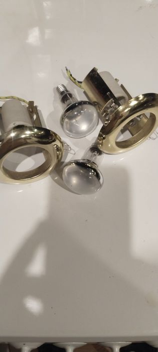 Продам светильники потолочные!