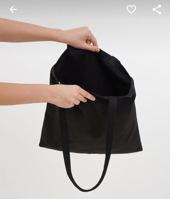 Чёрный шоппер есть и бежевый