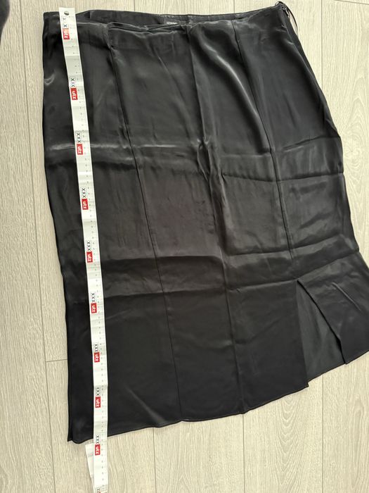 Fusta satin LC Waikiki (masura 46)