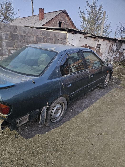 Продам нисан премьера