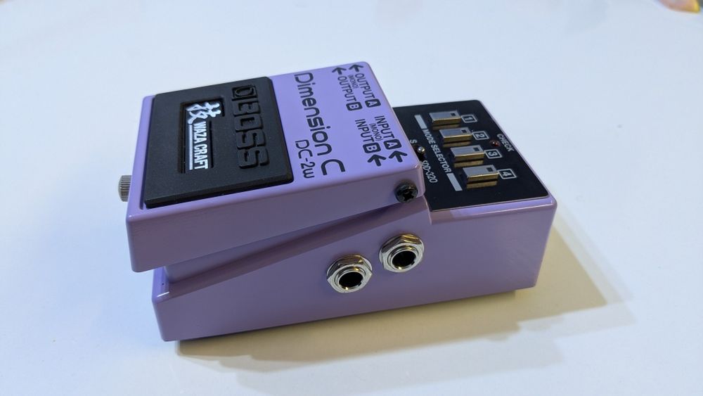 Boss DC-2W Dimension C