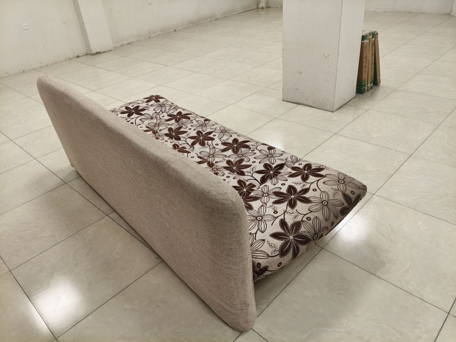 Диван сатылады б/у 20000 тенге