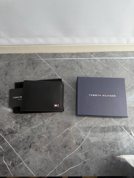 Кошелек (tommy hilfiger) 10/10