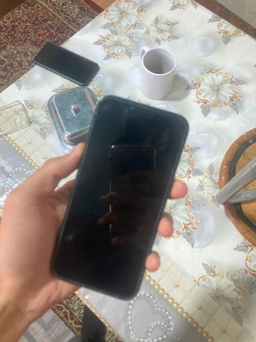 Продам айфон 13!