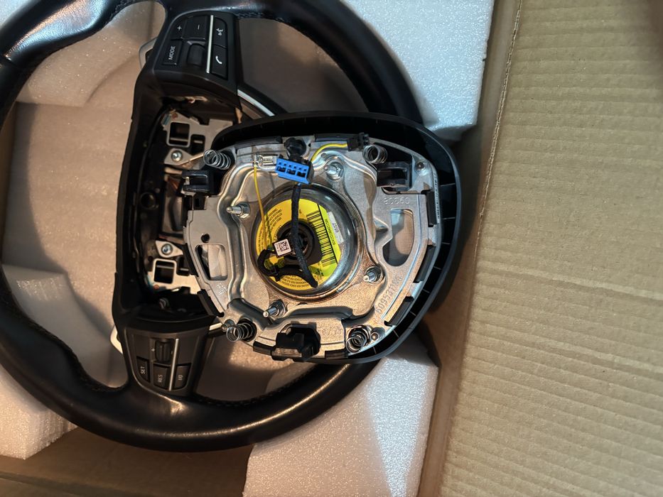 Оригинальный руль бмв