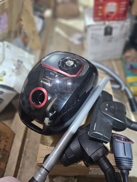 Aspirator cu sac Bosch serie 4