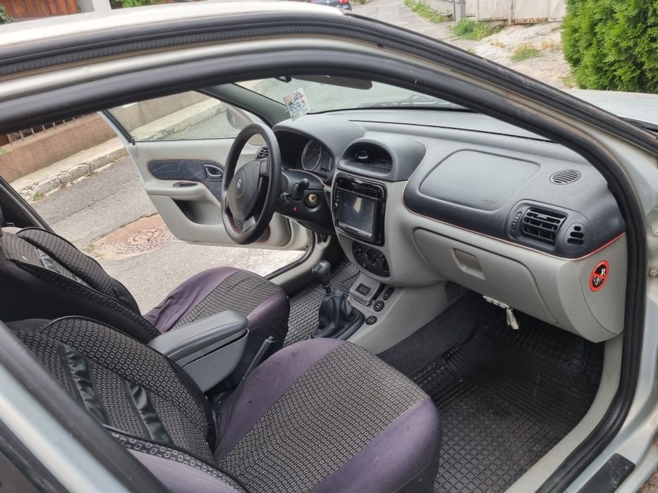 RENAULT Clio 2005 — imagine 4