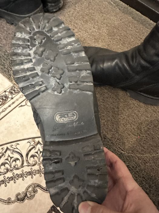 Продам зимние ботинки и сапоги