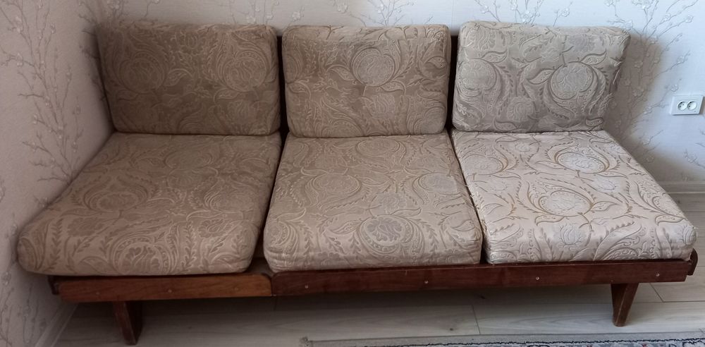 Продаётся диван-тахта