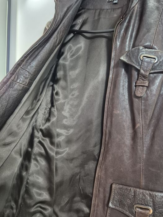 Кожено вталено яке