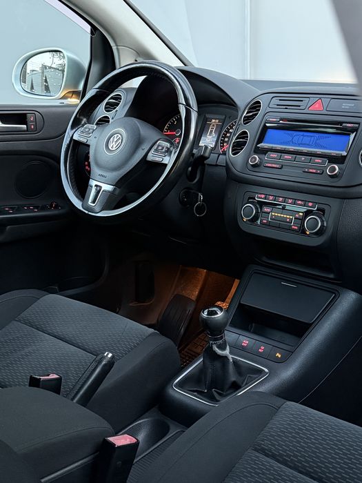 VOLKSWAGEN Golf 2011 — imagine 5