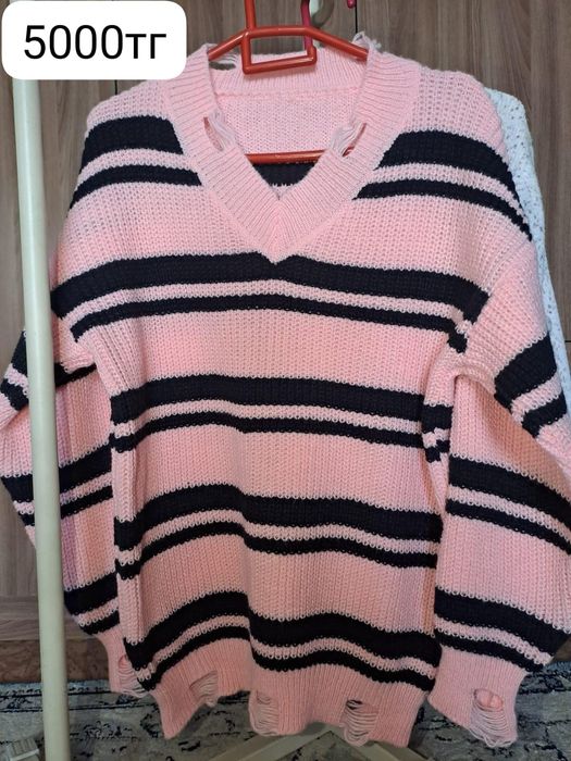 Свитера подростковые