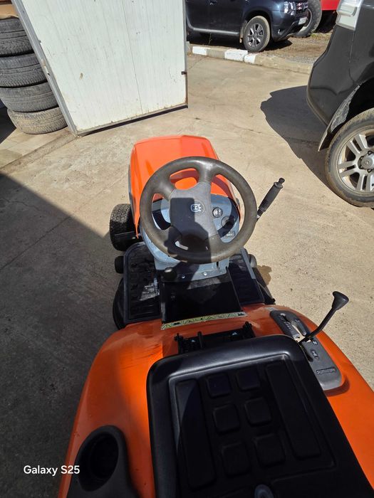 Тракторна косачка Хускварна