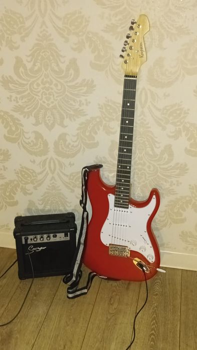 Продам электрогитару