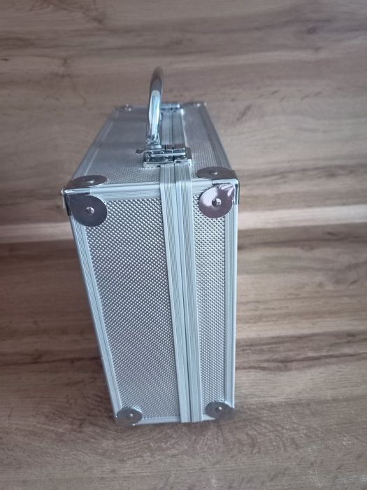 Продается Бьюти-кейс