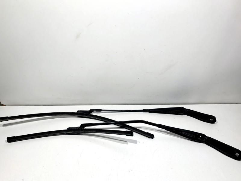 Set brate stergatoare parbriz Volvo XC60 facelift SUV 30753525