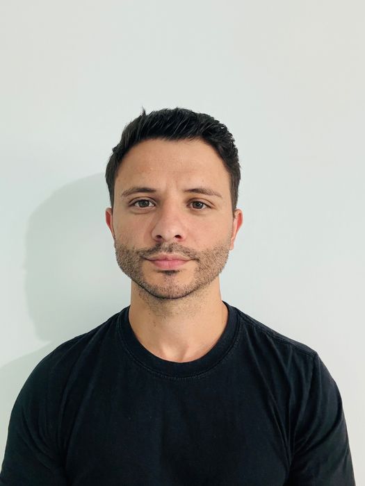 Masaj Profesional Terapeutic și de Relaxare la Domiciliu sau la Studio