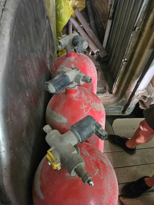 Метанови бутилки