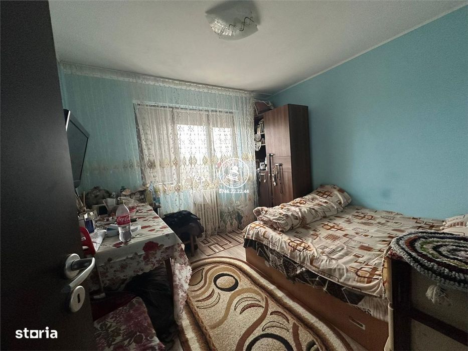 Apartament 3 camere, decomandat, de vanzare - Gara