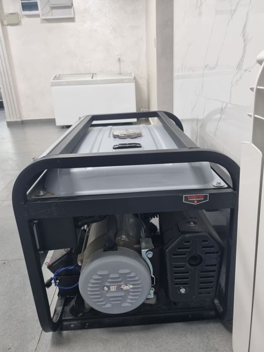 Генератор бензиновый