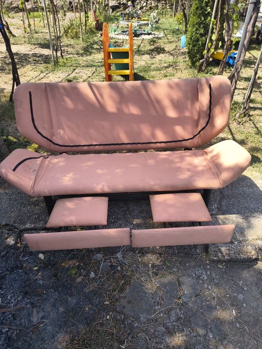 Диван - Разчупен