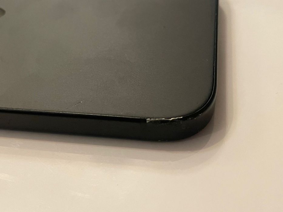 Продам айфон 15й