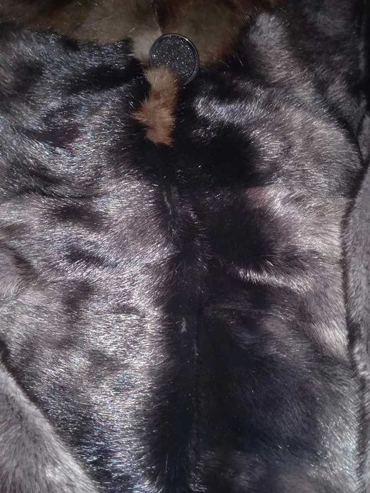 Новая норковая шуба с капюшоном