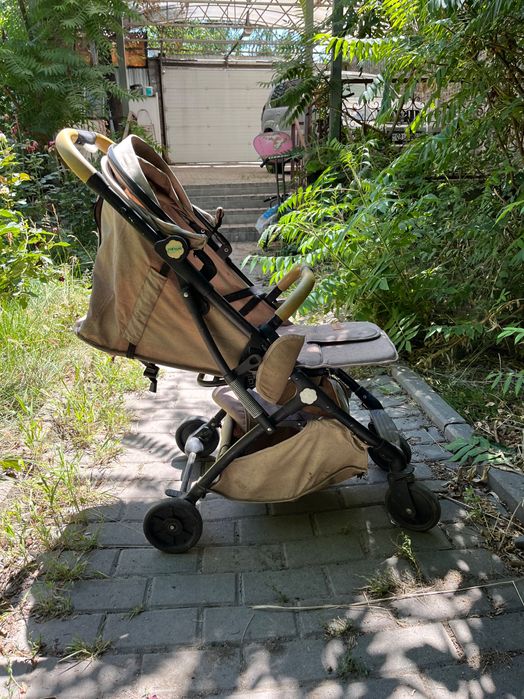 Продается б/у коляска
