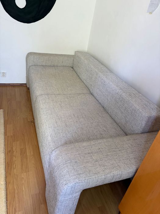 Pat extensibil cu arcuri