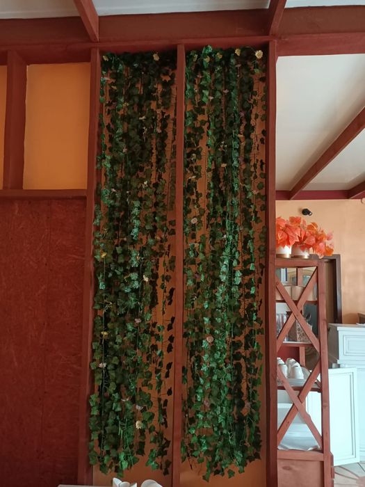 Цветы искусственные с горшочками