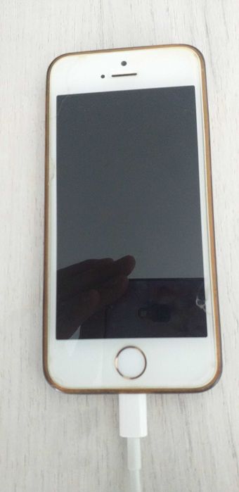 Телефон iphone Nokia-160лв. Перфектен