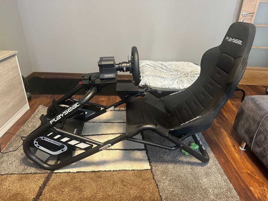 Рейсинг стол Playseat Trophy Black