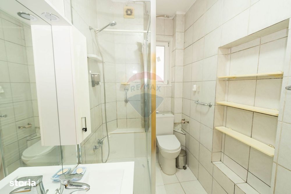 Apartament cu 3 camere de inchiriat, 69 mp utili, Mall Vitan