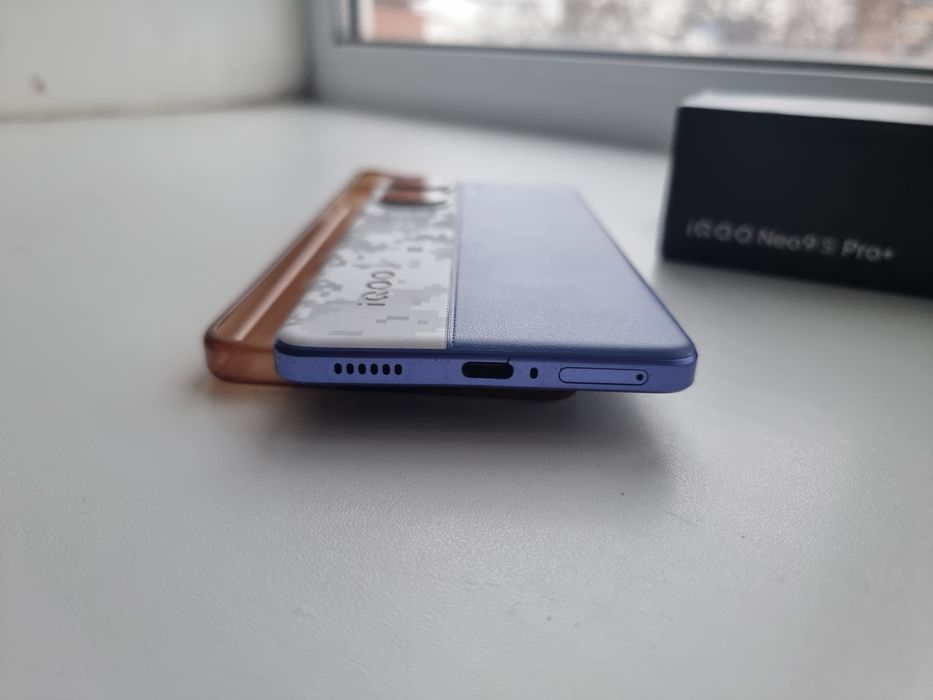 Iqoo neo 9s pro+ 12/256