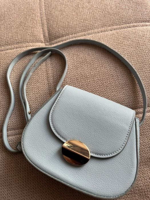 Синя чанта MANGO