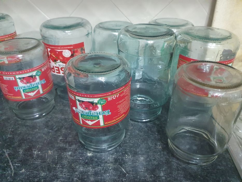 Продам банки литровые, пол литровые