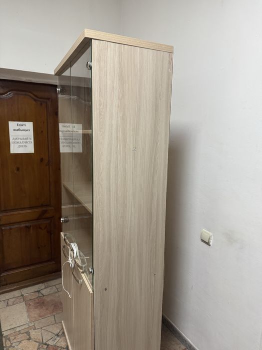 2 шкафа офисных продается
