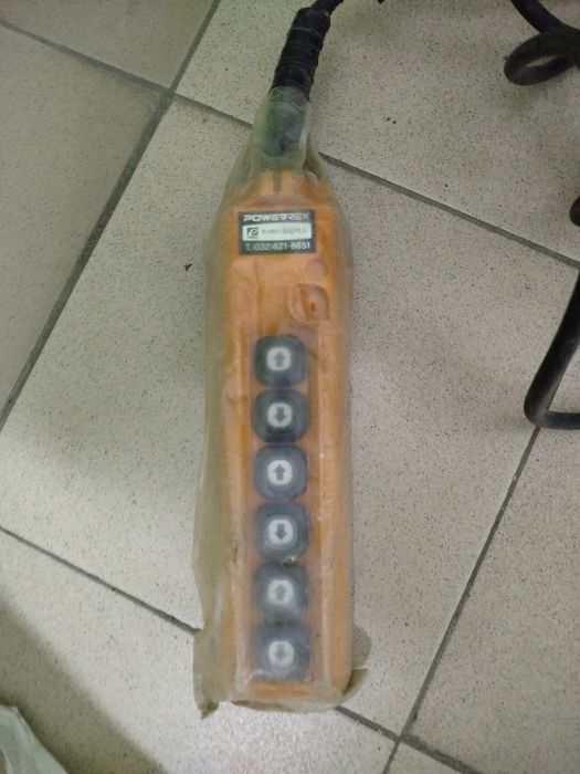 Продажа.пульт от кран балки и тельфера