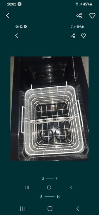 Frigider auto Capacitate: 32 L Tensiune alimentare: 12-24 V / 45 W Ada