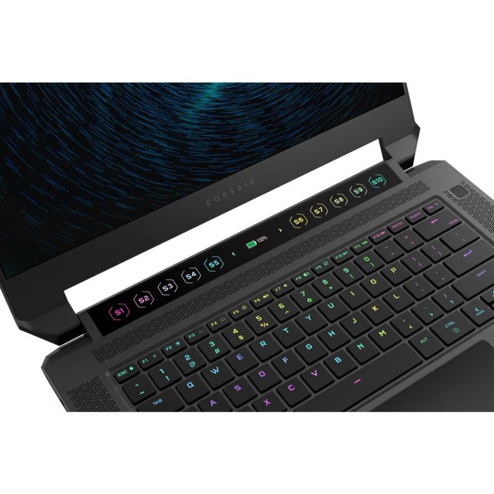 Corsair VOYAGER 16.0 QHD 240Hz IPS R9-6900HS DDR5 32  2TB 6800M 12GB