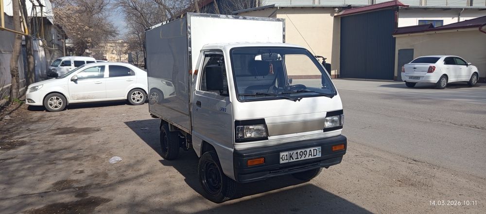 Labo фургон сотилади нархини келишилади